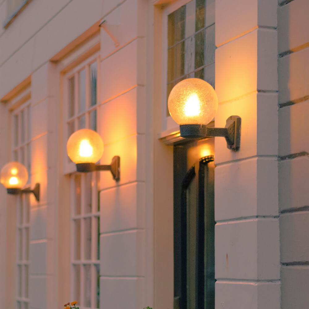Outdoor-Lighting-x Outdoor-Lighting